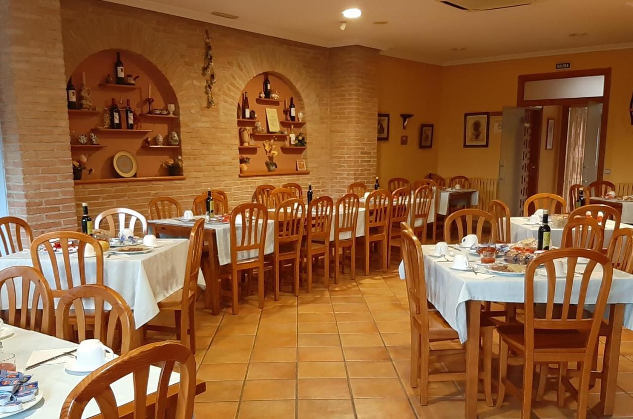 Hostal Rural Casa Castro Alberuela de la Liena Екстер'єр фото