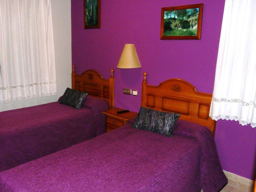 Hostal Rural Casa Castro Alberuela de la Liena Номер фото