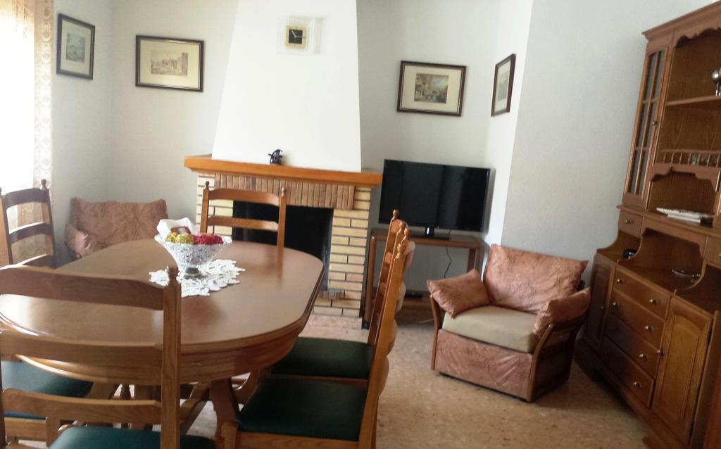 Hostal Rural Casa Castro Alberuela de la Liena Номер фото