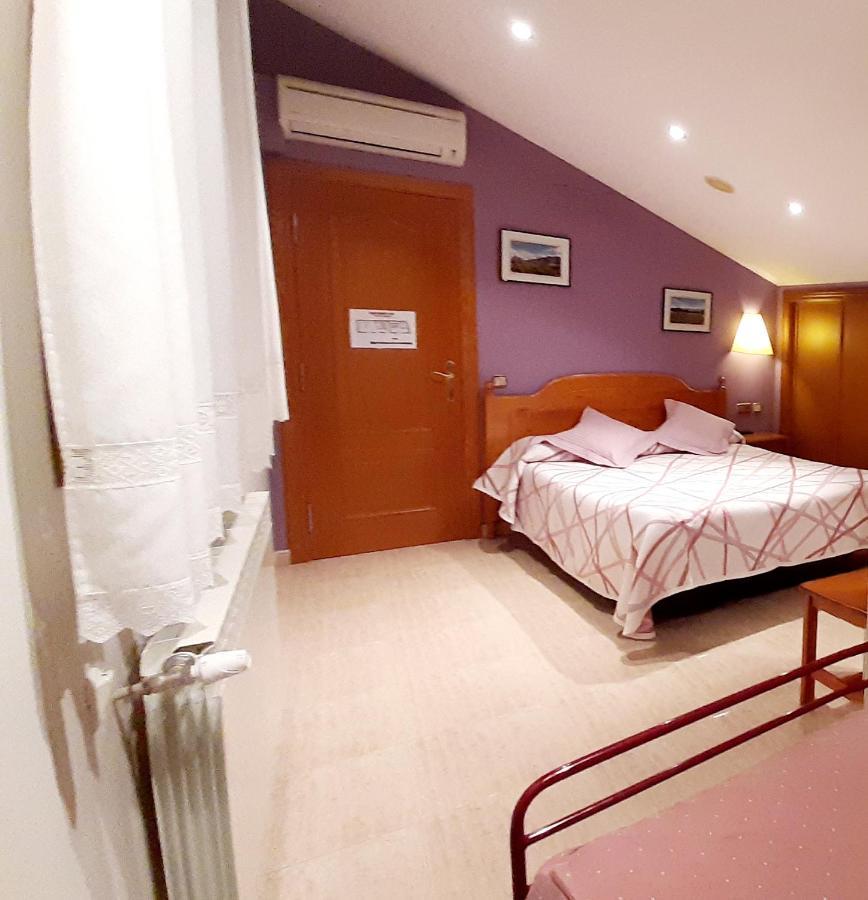 Hostal Rural Casa Castro Alberuela de la Liena Екстер'єр фото
