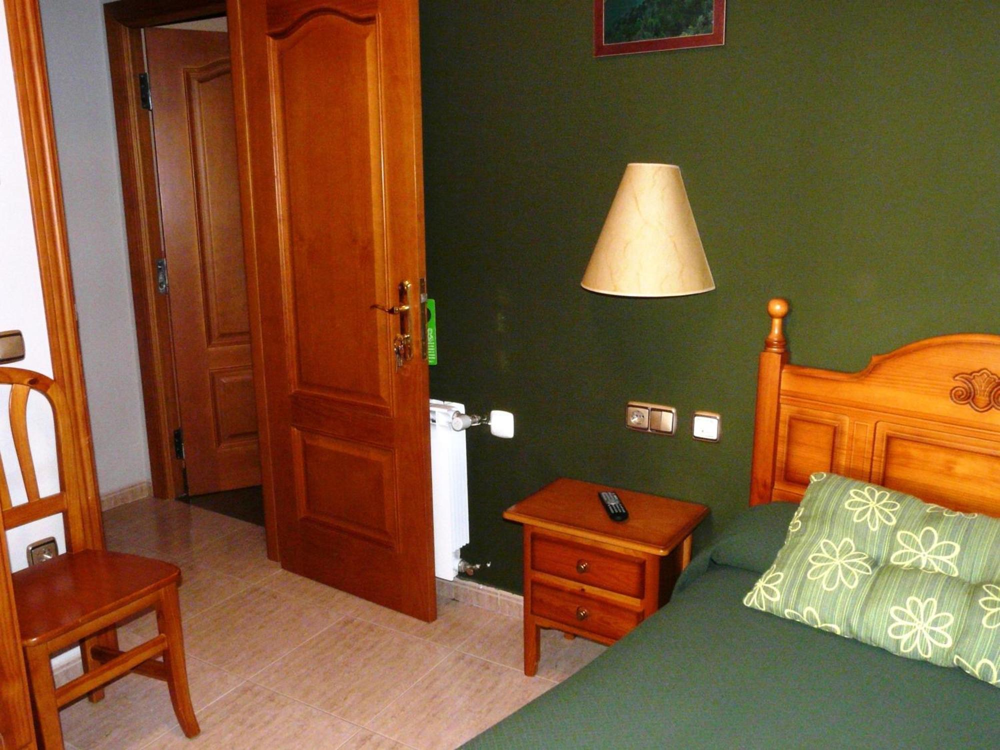 Hostal Rural Casa Castro Alberuela de la Liena Номер фото