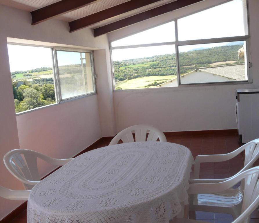 Hostal Rural Casa Castro Alberuela de la Liena Екстер'єр фото