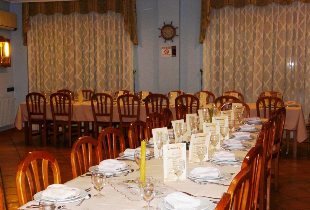 Hostal Rural Casa Castro Alberuela de la Liena Екстер'єр фото