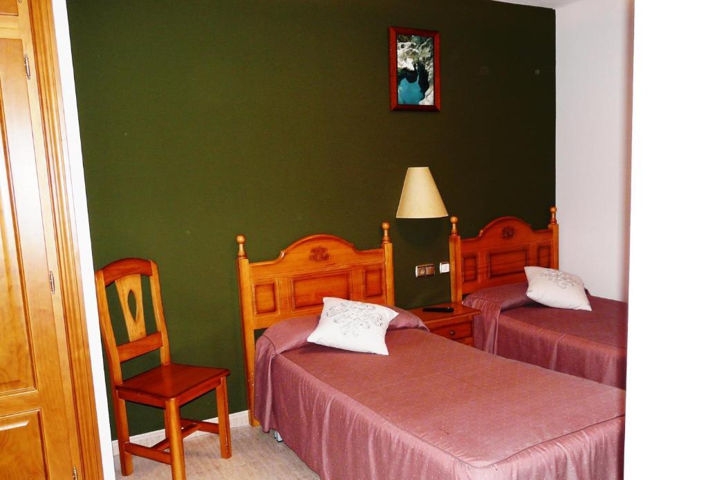 Hostal Rural Casa Castro Alberuela de la Liena Номер фото